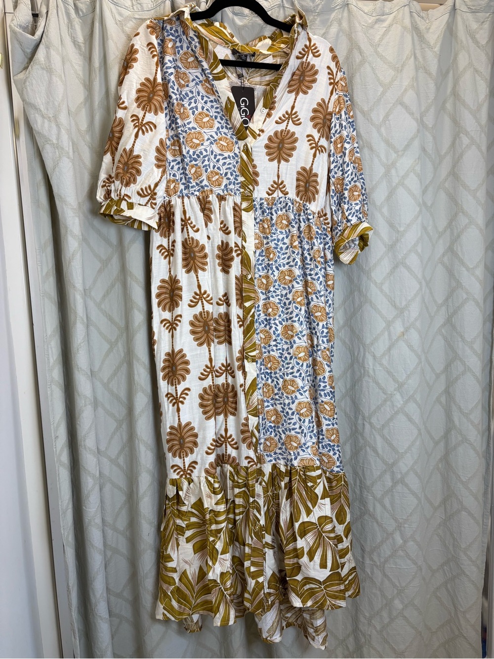 NWT GiGio Boutique Flowy Maxi Dress